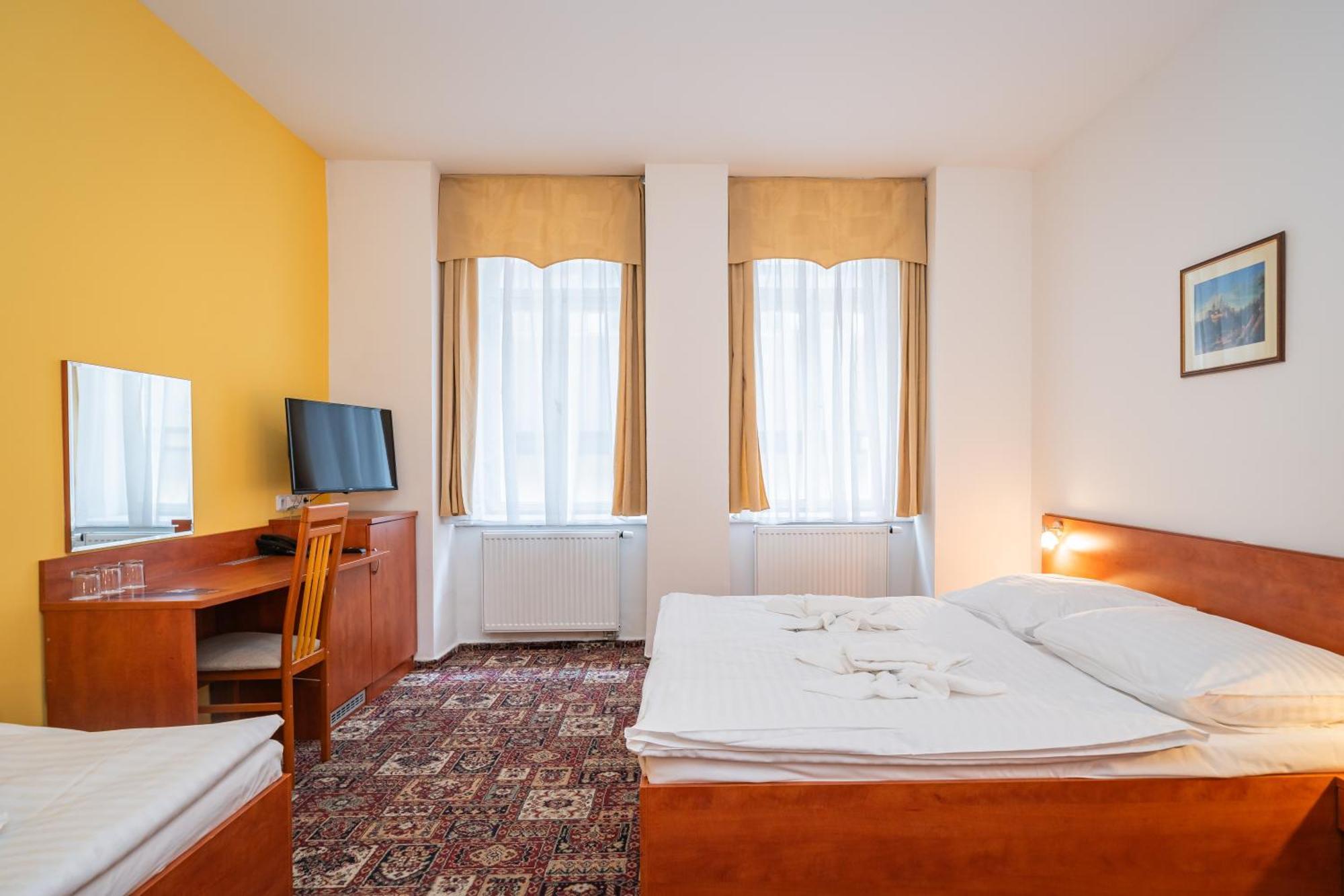 City Central De Luxe Прага Экстерьер фото