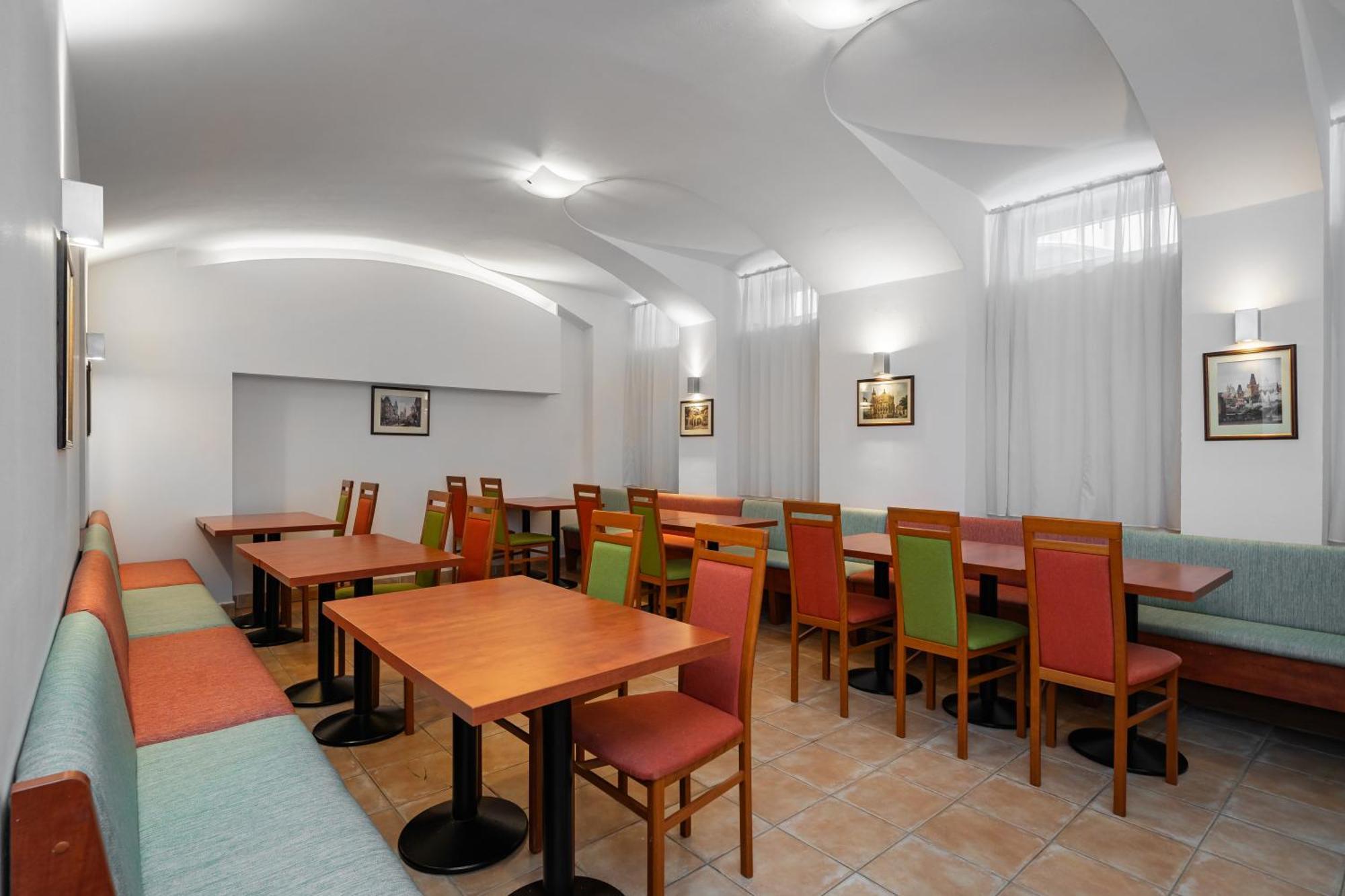 City Central De Luxe Прага Экстерьер фото
