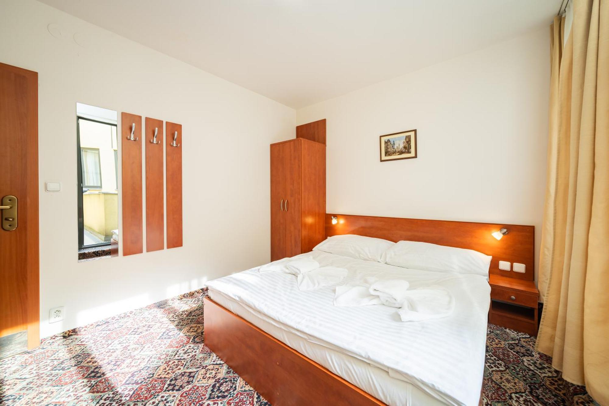 City Central De Luxe Прага Экстерьер фото