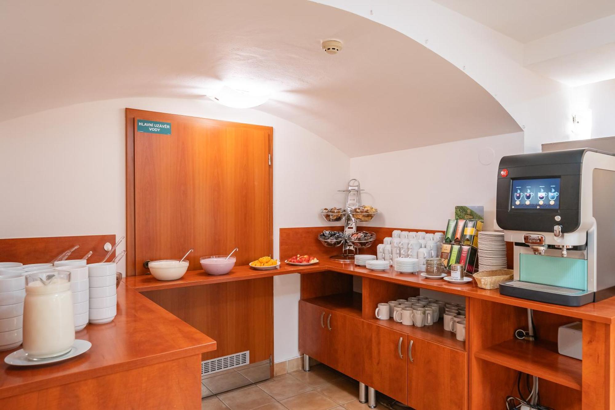 City Central De Luxe Прага Экстерьер фото